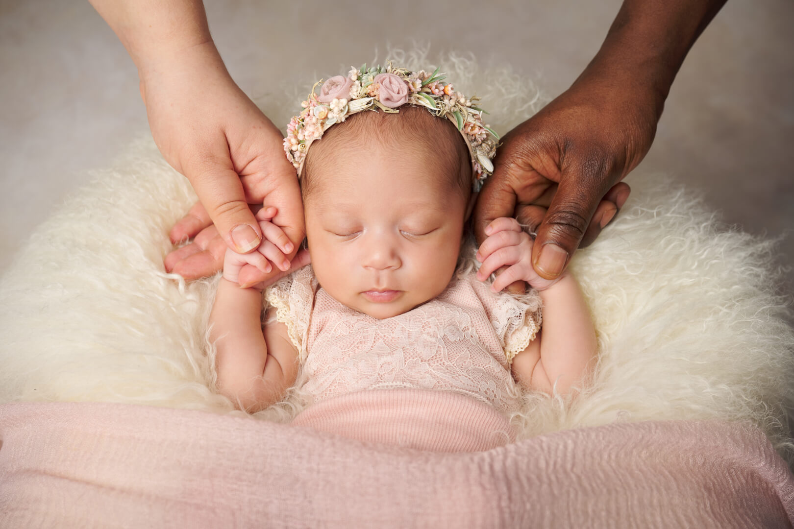 Neugeborenenfotos Babyfotos Neugeborenenfotografie Newborn Shooting Babyfotografie Ingolstadt Mandy Limbach Fotografie